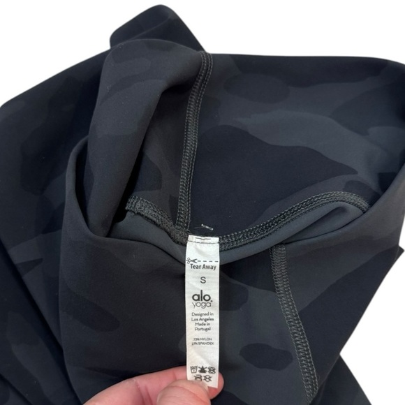 NWT Alo High-Waist Camo Vapor Legging in Black Camouflage Size Small - Picture 11 of 11